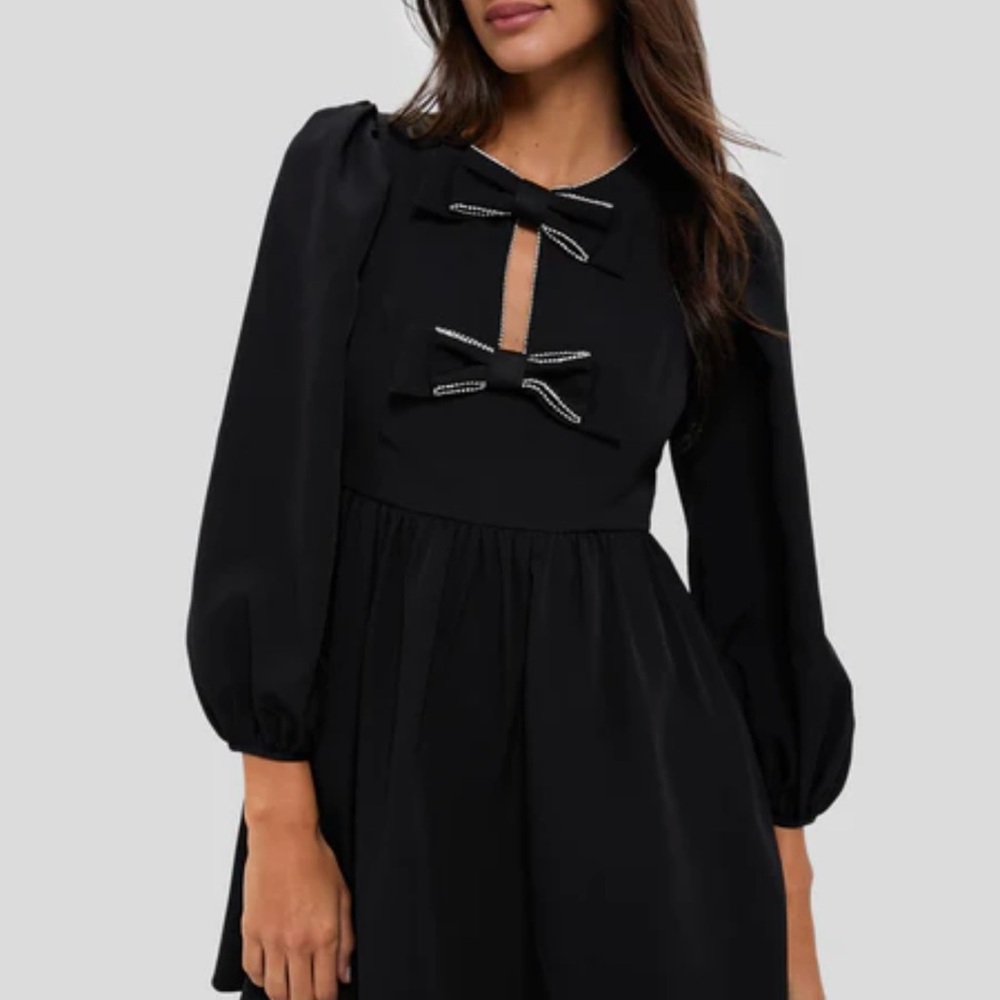 NWT Tuckernuck embellished bow Blair mini dress